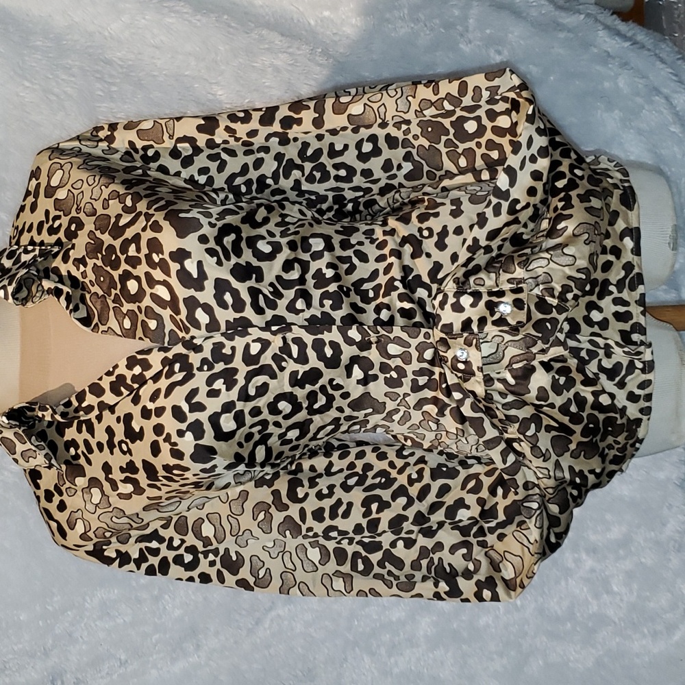 George Cheetah 🐆 print polyester top.